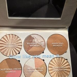 OFRA Glow Palette - Peach, Gold & Bronze Shades